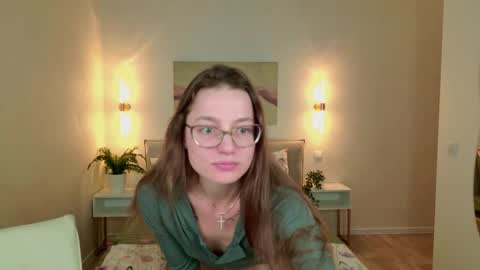 Snapshot of velin_ chatting on 10.09.25 Lin online show from 10.09.25