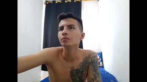 Snapshot of velk_hot1 chatting on 12.29.24 velk_hot1 online show from 12.29.24