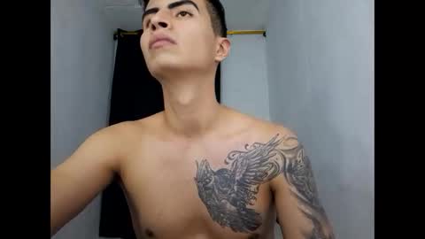 Snapshot of velk_hot1 chatting on 01.06.25 velk_hot1 online show from 01.06.25