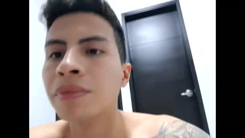 Snapshot of velk_hot1 chatting on 01.13.25 velk_hot1 online show from 01.13.25