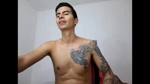 Snapshot of velk_hot1 chatting on 02.11.25 velk_hot1 online show from 02.11.25