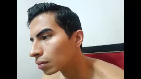 Snapshot of velk_hot1 chatting on 02.12.25 velk_hot1 online show from 02.12.25