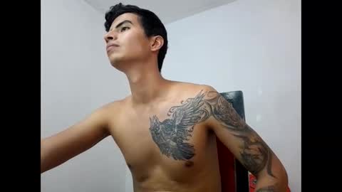 Snapshot of velk_hot1 chatting on 02.13.25 velk_hot1 online show from 02.13.25