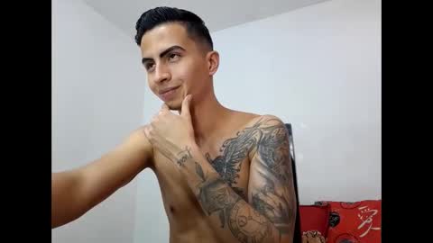 Snapshot of velk_hot1 chatting on 02.21.25 velk_hot1 online show from 02.21.25