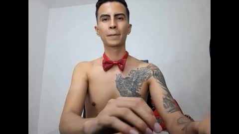 Snapshot of velk_hot1 chatting on 02.22.25 velk_hot1 online show from 02.22.25