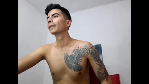 Snapshot of velk_hot1 chatting on 02.25.25 velk_hot1 online show from 02.25.25