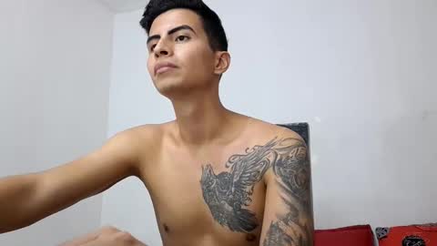 Snapshot of velk_hot1 chatting on 03.08.25 velk_hot1 online show from 03.08.25