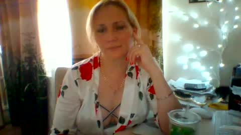 velka_raspberry online show from 06.22.26