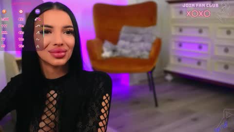 Snapshot of velmaevans chatting on 10.30.25 Velma online show from 10.30.25