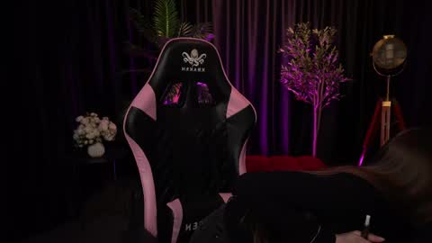 Kitty online show from 04.18.26