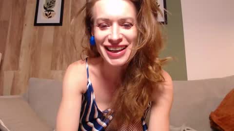 Lia Lin online show from 10.03.25
