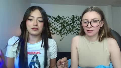 Sophi  online show from 04.10.26