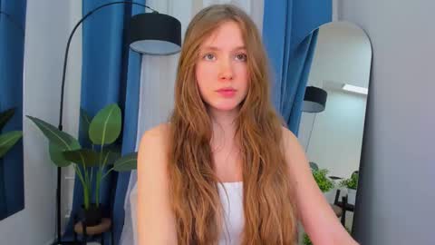 Snapshot of velvet_cherry chatting on 02.09.25 velvet_cherry online show from 02.09.25