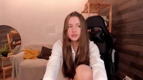 Snapshot of velvet_cherry chatting on 10.09.25 velvet_cherry online show from 10.09.25