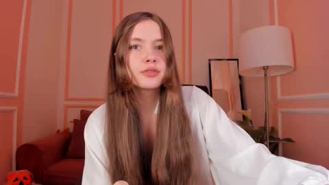 Snapshot of velvet_cherry chatting on 10.23.25 velvet_cherry online show from 10.23.25