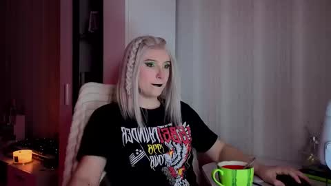 Violet online show from 03.03.26