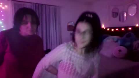 Snapshot of velvetkitten19 chatting on 02.13.26 Kitty online show from 02.13.26