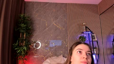 Velvet online show from 04.09.26