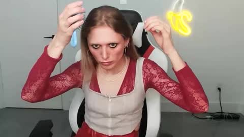 VelvetTGirl online show from 02.09.26