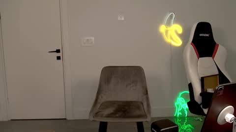 VelvetTGirl online show from 03.06.26