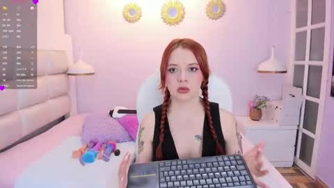 Yvonne online show from 09.17.25