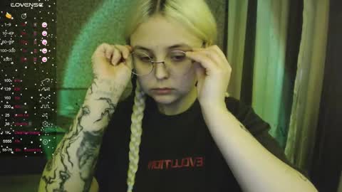 Snapshot of vendymories chatting on 10.15.25 eva 3 online show from 10.15.25