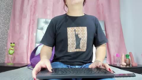 veneno hot online show from 12.17.25