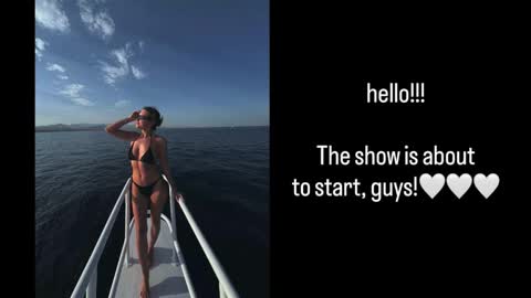 Snapshot of venera_style chatting on 09.18.25 VENERA online show from 09.18.25
