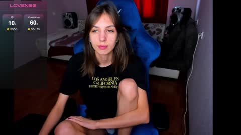 Snapshot of veneradi615 chatting on 01.15.25 veneradi615 online show from 01.15.25