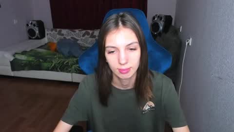 Snapshot of veneradi615 chatting on 01.31.25 veneradi615 online show from 01.31.25