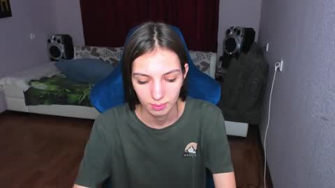 Snapshot of veneradi615 chatting on 01.31.25 veneradi615 online show from 01.31.25