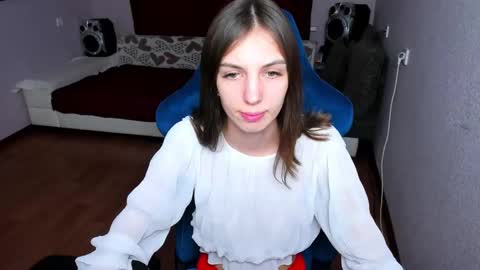 Snapshot of veneradi615 chatting on 02.02.25 veneradi615 online show from 02.02.25