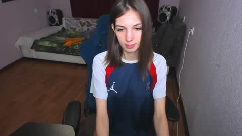 Snapshot of veneradi615 chatting on 02.22.25 veneradi615 online show from 02.22.25