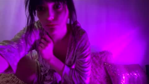 venom_goddess online show from 11.27.25