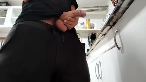 Snapshot of venosade40 chatting on 10.22.25 venosade40 online show from 10.22.25