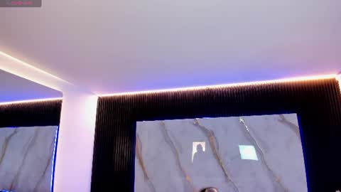 Venus Cooperr online show from 06.20.26