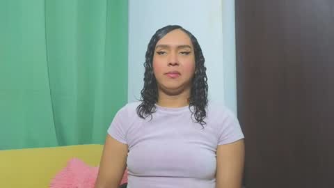 Snapshot of venus_speer chatting on 12.03.24 Luisa online show from 12.03.24