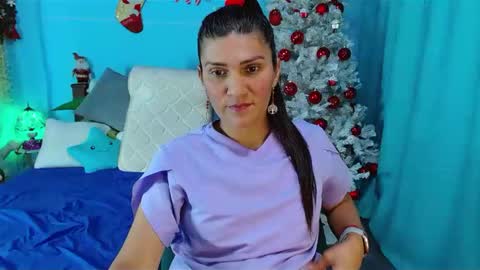 Snapshot of venus_swet chatting on 12.18.24 Catalina online show from 12.18.24