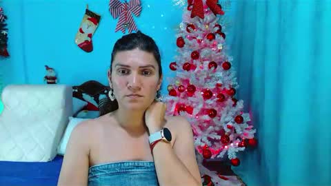 Snapshot of venus_swet chatting on 12.30.24 Catalina online show from 12.30.24