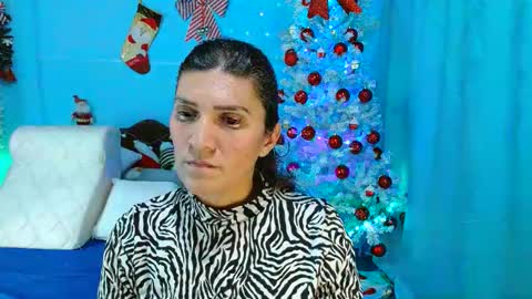 Snapshot of venus_swet chatting on 12.31.24 Catalina online show from 12.31.24