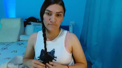 Snapshot of venus_swet chatting on 02.06.25 Catalina online show from 02.06.25