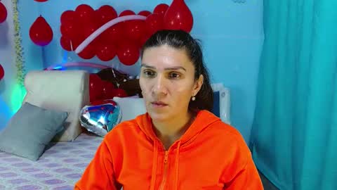 Snapshot of venus_swet chatting on 02.17.25 Catalina online show from 02.17.25