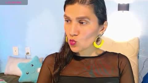 Snapshot of venus_swet chatting on 10.05.25 Catalina online show from 10.05.25