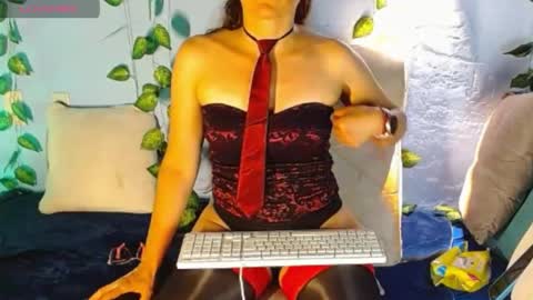 Snapshot of venus_swet chatting on 05.24.26 Catalina online show from 05.24.26
