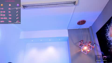 Venus Cooper Everyday From 1400 to 2200 Col Time online show from 04.22.26