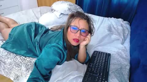 venushot1xx online show from 02.09.26