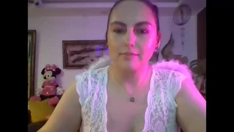 Snapshot of venusina07 chatting on 10.10.25 VENUSINA07 online show from 10.10.25