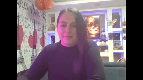Snapshot of venusina07 chatting on 10.15.25 VENUSINA07 online show from 10.15.25
