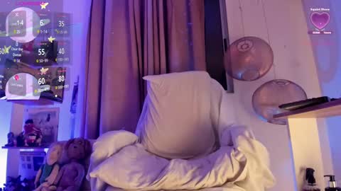 Snapshot of venuslusty chatting on 09.27.25 Venus online show from 09.27.25