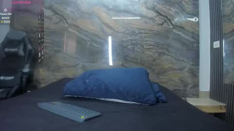 Snapshot of venuss09 chatting on 02.22.25 venuss09 online show from 02.22.25